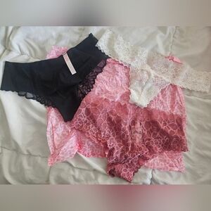 PINK 3pk Panties NWT